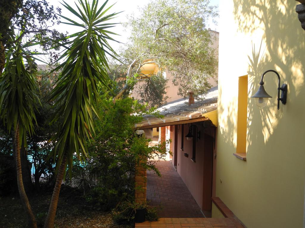 Hotel San Pantaleo Kültér fotó