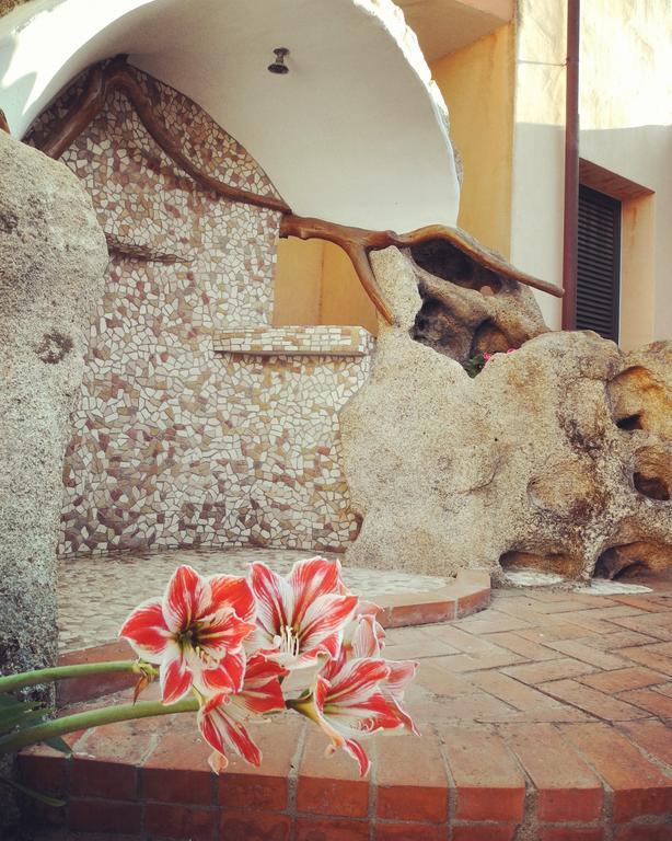 Hotel San Pantaleo Kültér fotó