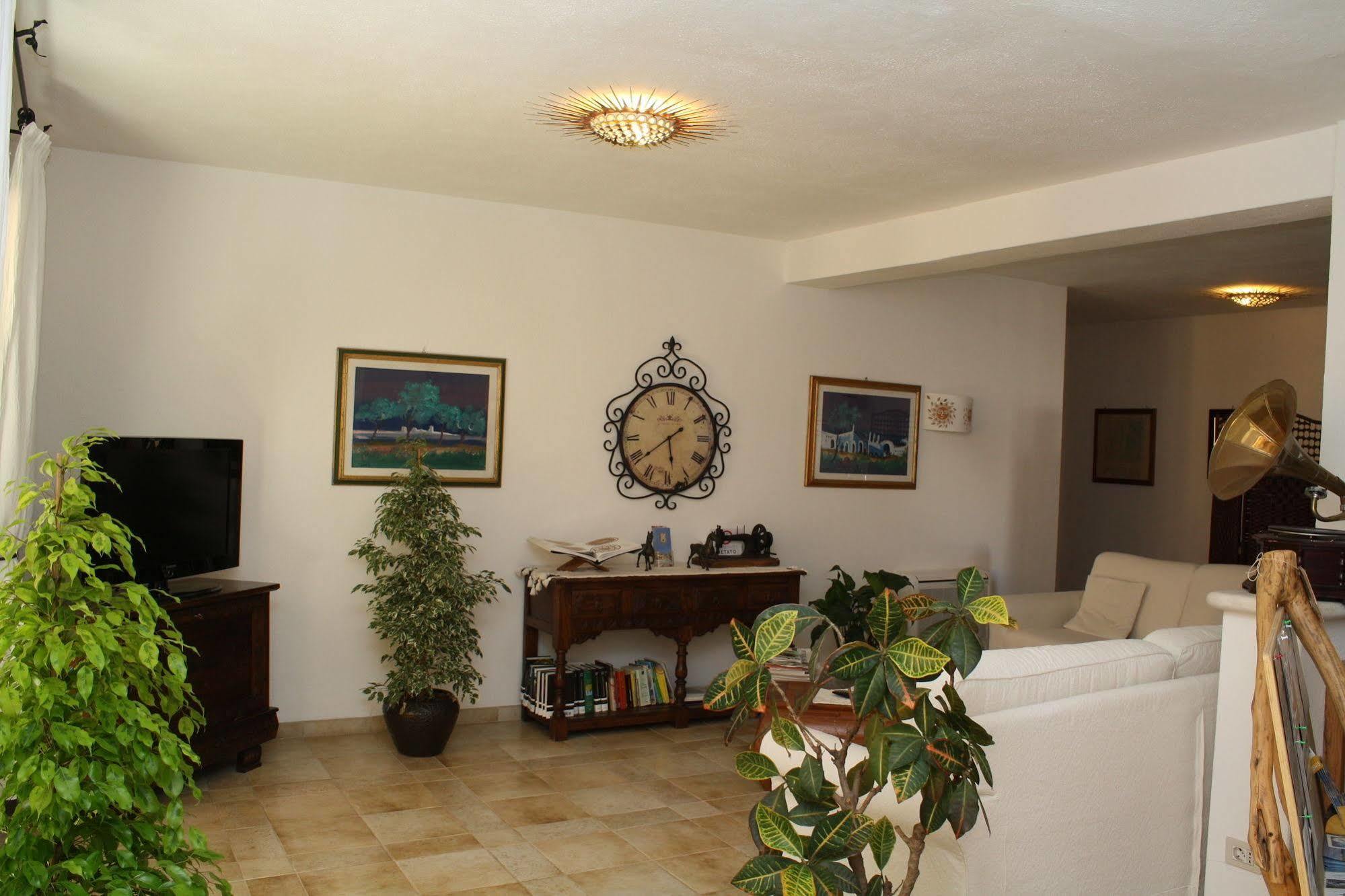 Hotel San Pantaleo Kültér fotó