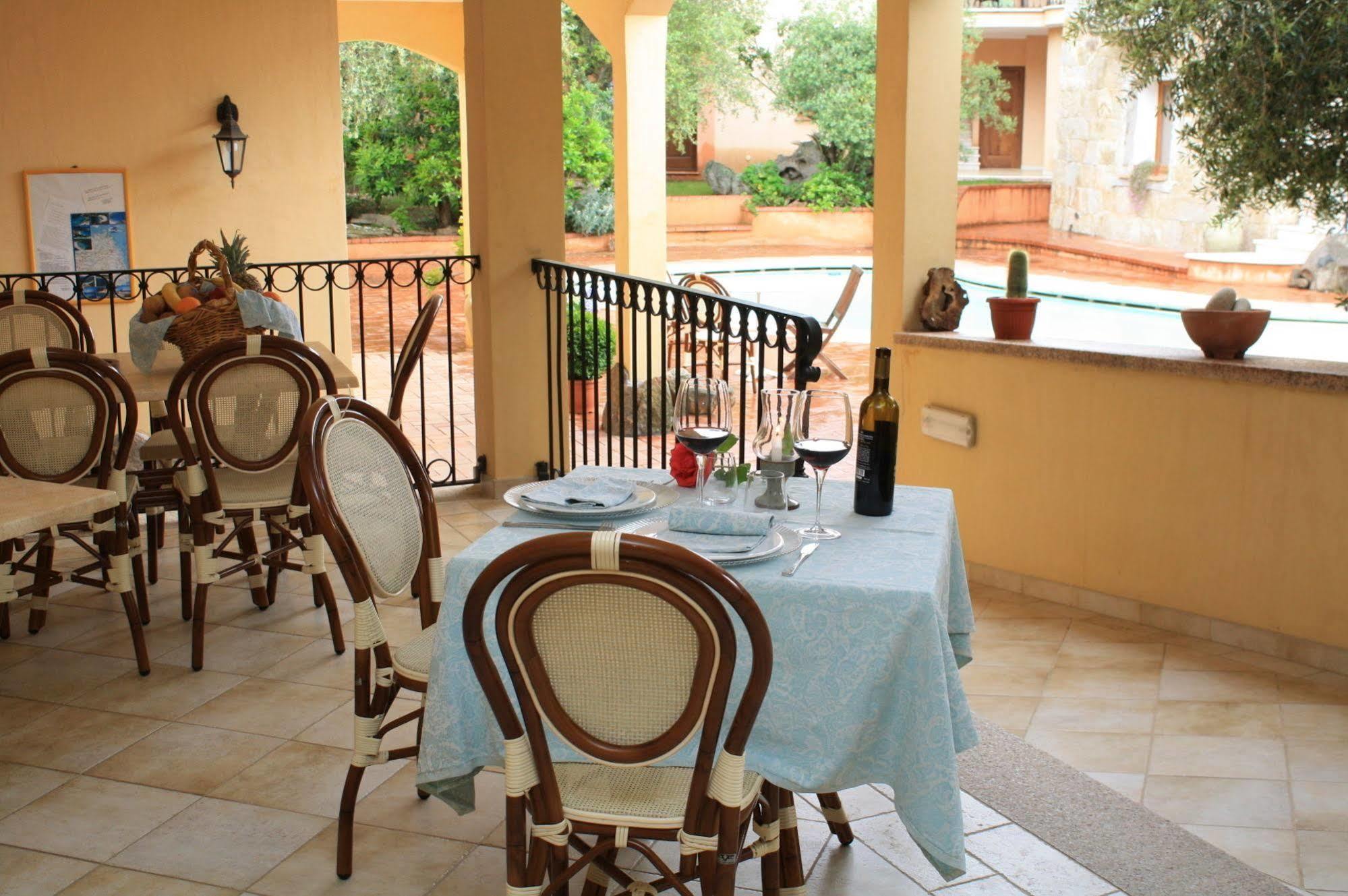 Hotel San Pantaleo Kültér fotó